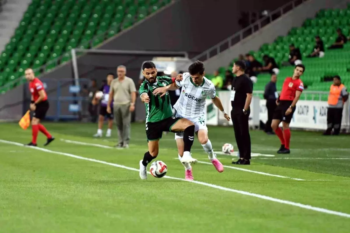 Sakaryaspor, Iğdır FK'yi 3-2 Mağlup Etti