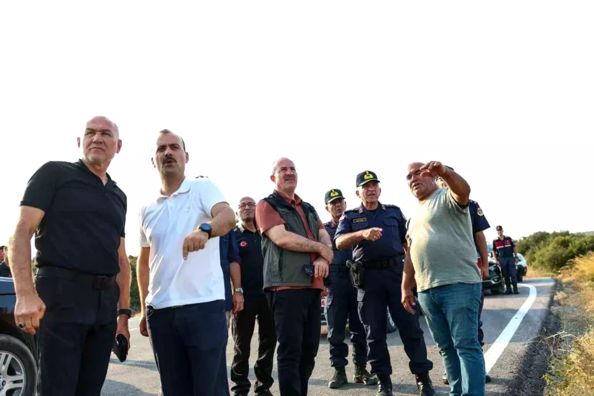 Çanakkale'de Yangın Nedeniyle Tahliye Edilen Köylere Girişler Yeniden Açıldı