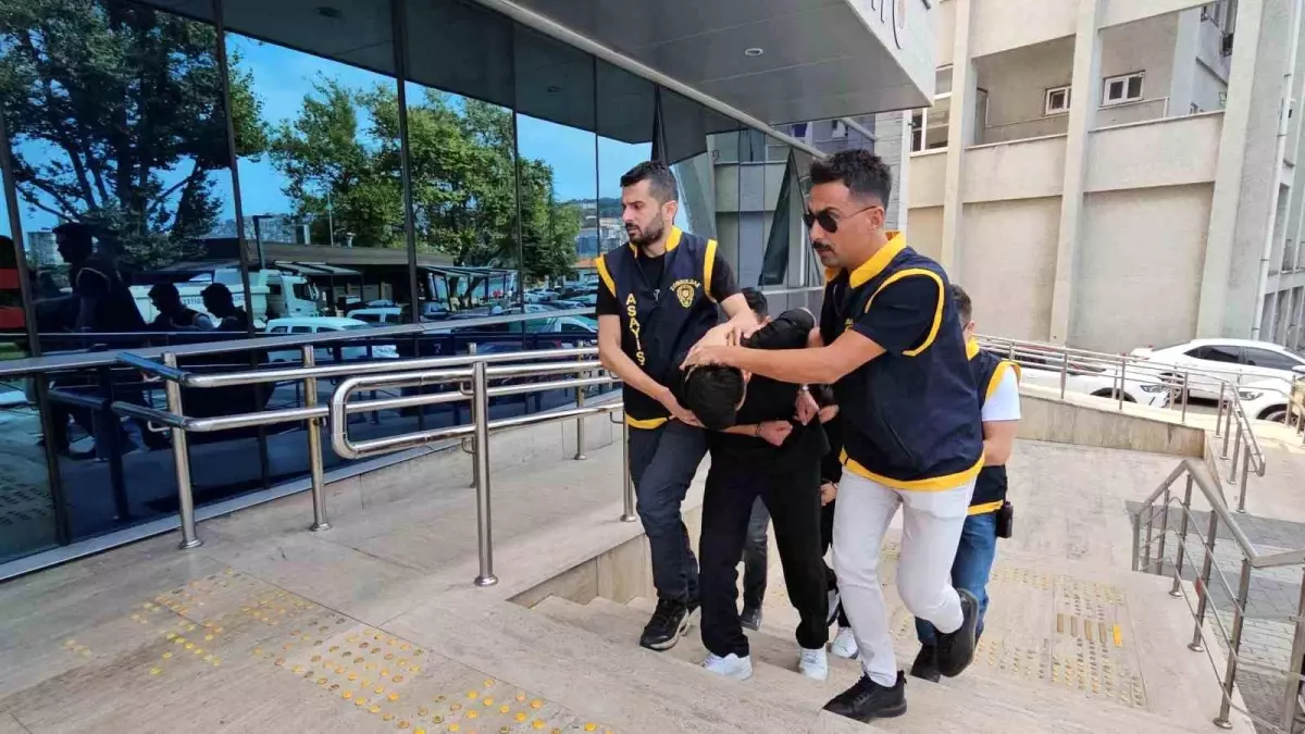 Zonguldak'ta Dolandırıcılara Operasyon: 2,7 Milyon Lira Çaldılar