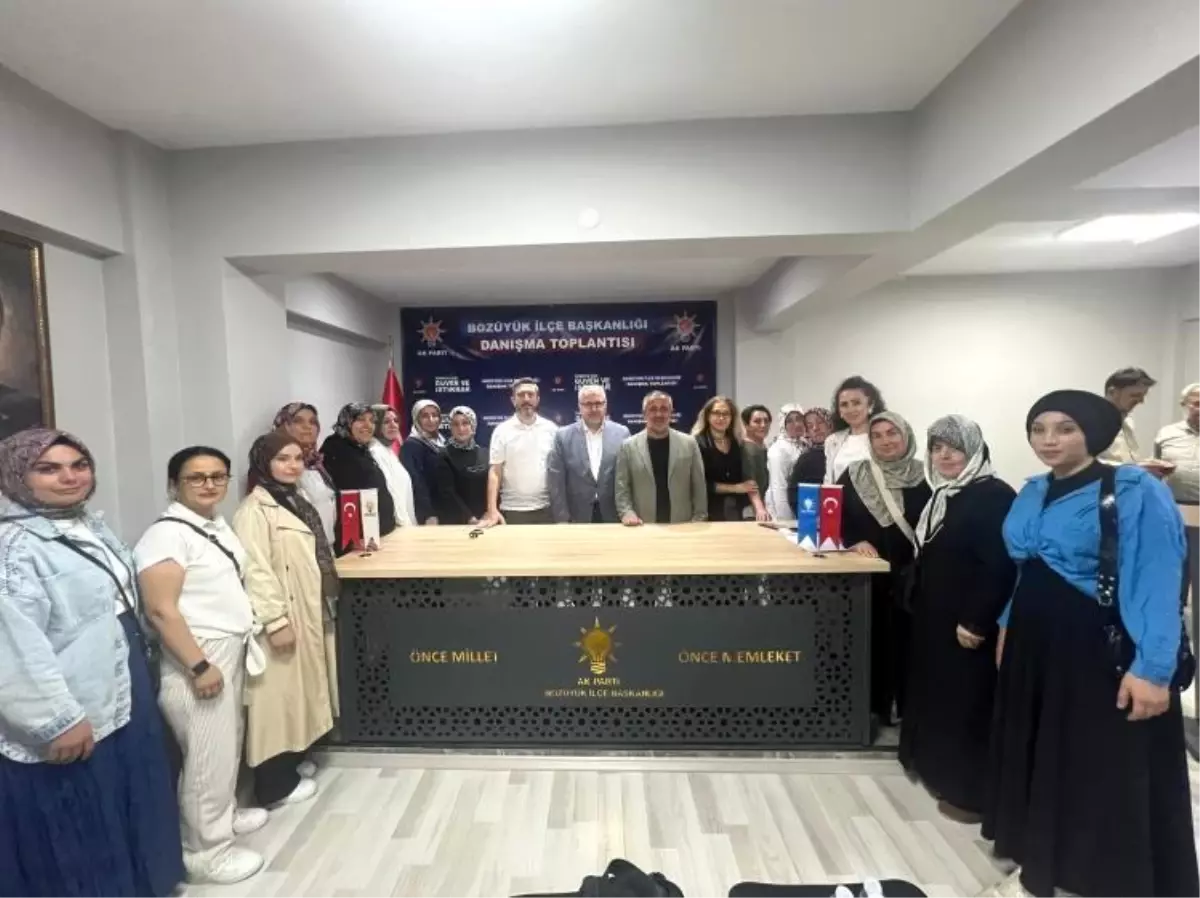 AK Parti Bozüyük İlçe Yönetim Kurulu Toplantısı Gerçekleşti