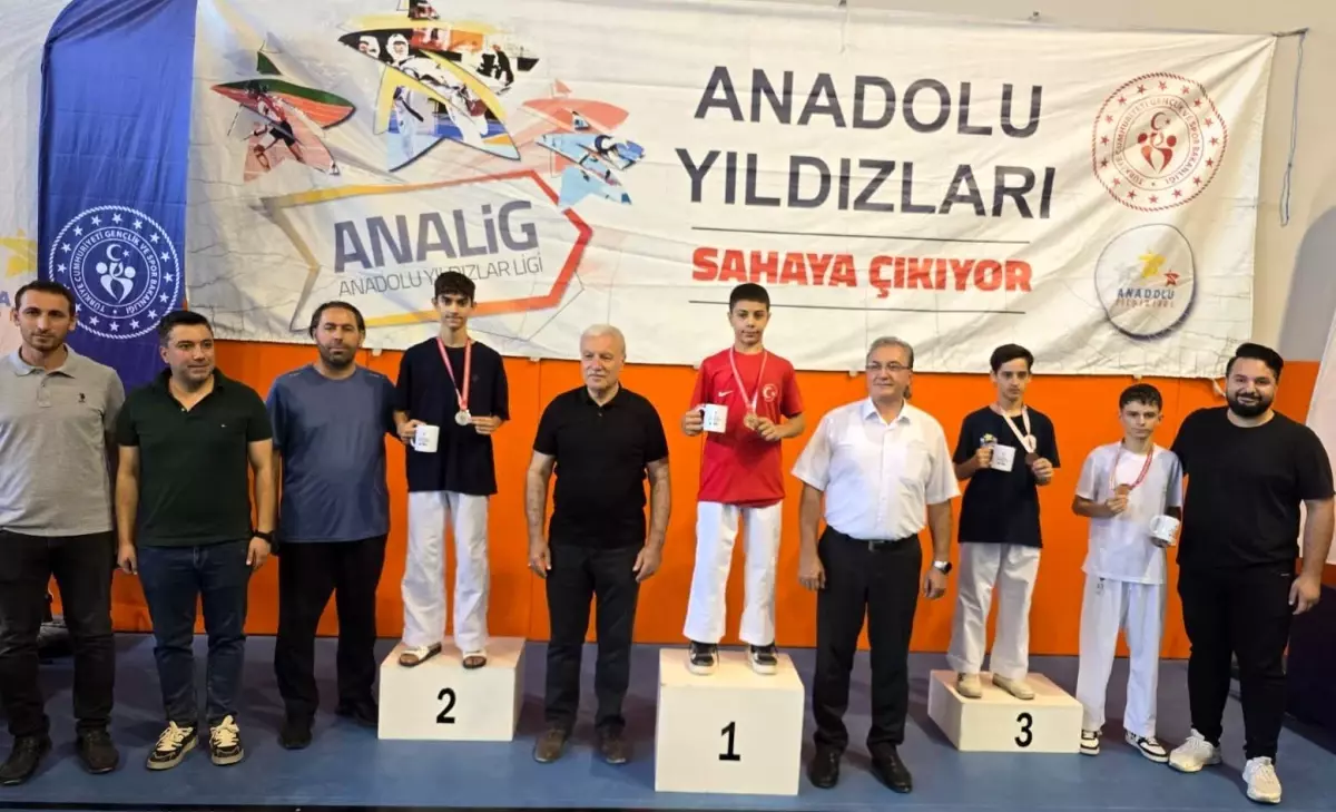 Ali Akif Kaymaz, ANALİG Karate Türkiye Şampiyonası'nda İkinci Oldu