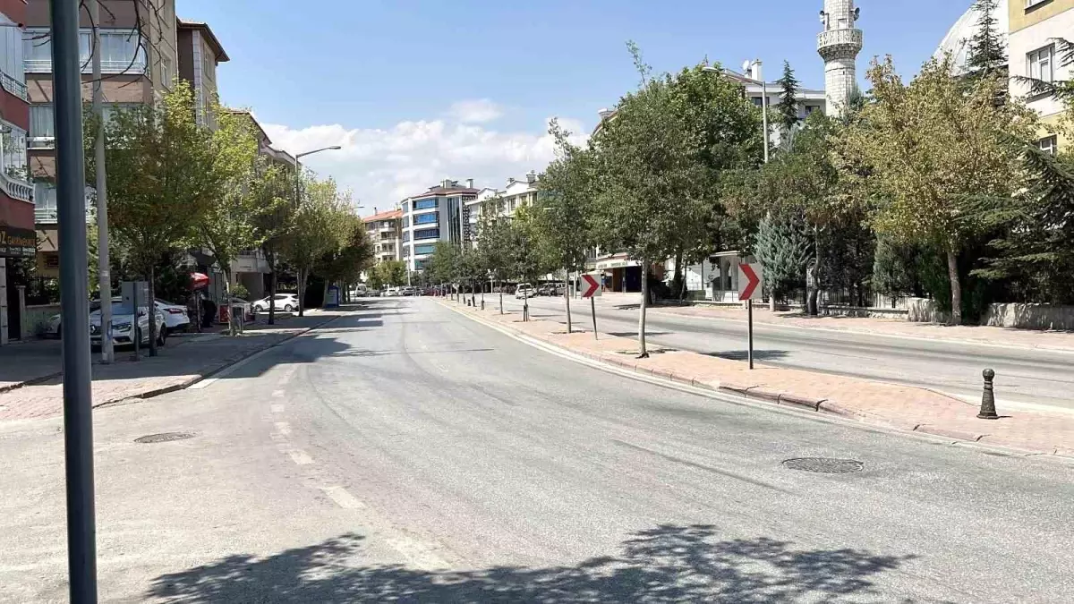 Konya'daki Virajda Ciddi Kaza Sorunu: Esnaf Çare Bekliyor