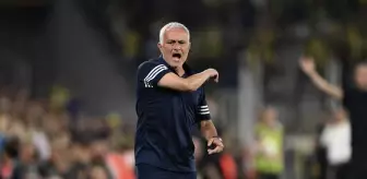 Fenerbahçe'de 4 ayrılık birden! Mourinho biletlerini kesti