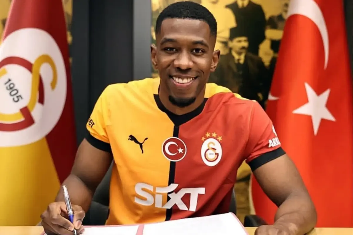 Galatasaray'da 3 veda var