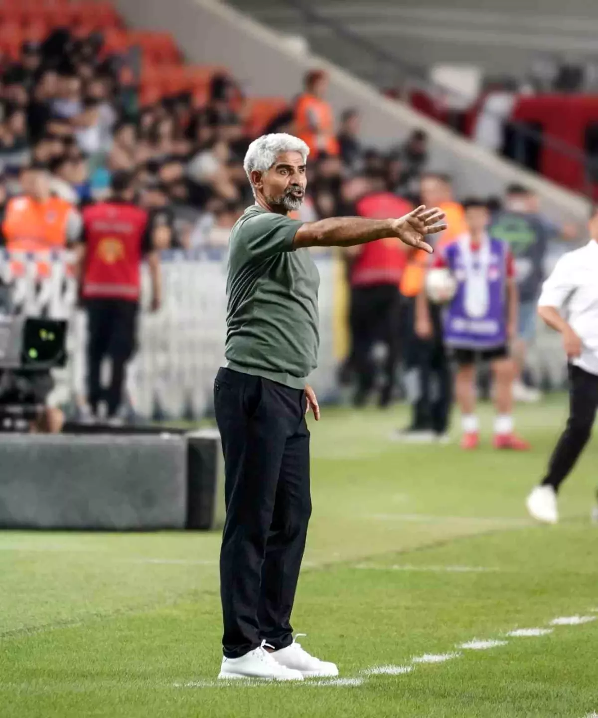 Gaziantep Futbol Kulübü, Teknik Direktör İsmet Taşdemir ile Yollarını Ayırdı