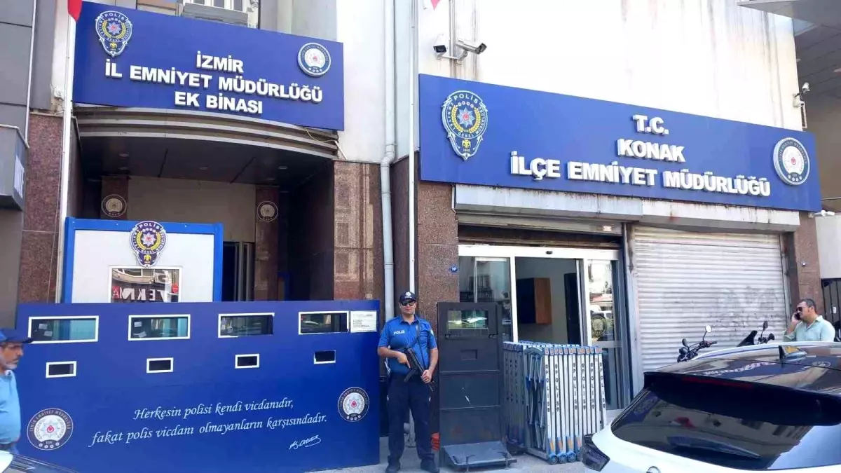 İzmir'de Cezaevi Firarisi Kısa Süren Kovalamacanın Ardından Yakalandı