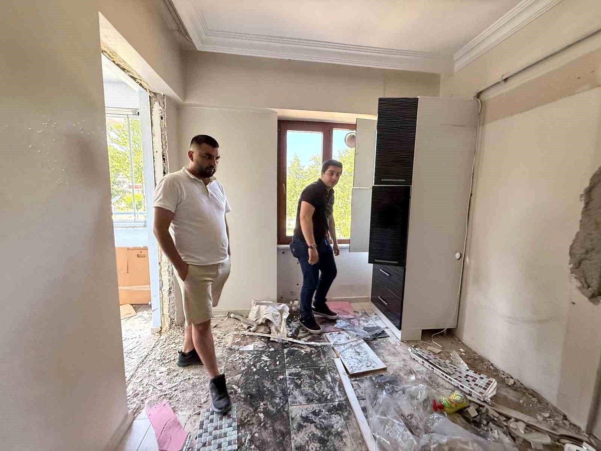 Isparta'da Eski Mülk Sahibi Evde Tahribat Yaptı