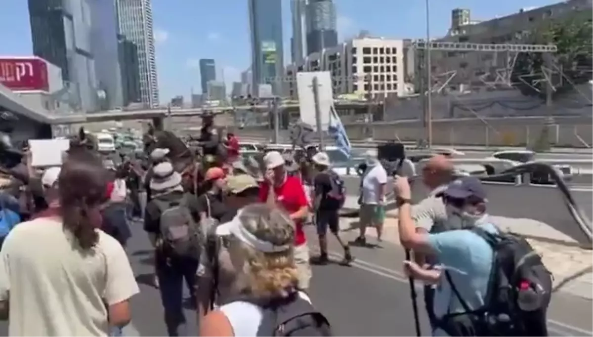 İsrail'de Esir Takası İçin Grev ve Protestolar: 1 Milyondan Fazla Katılım