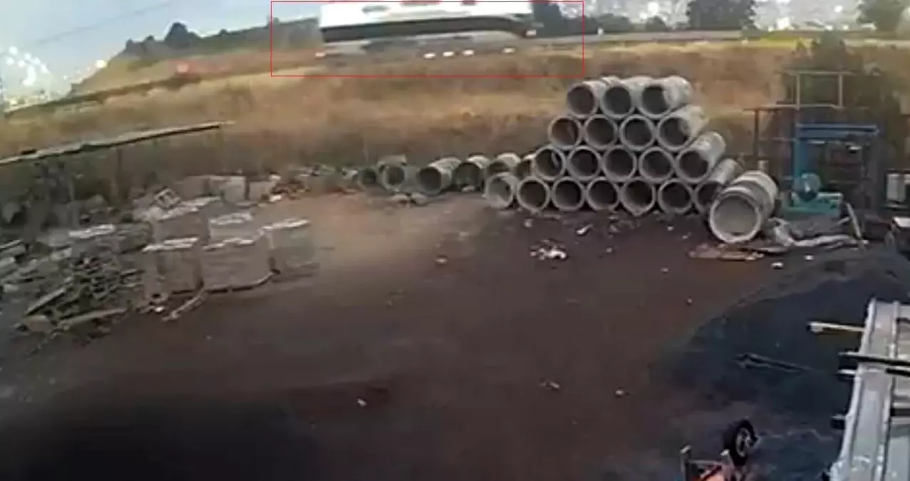 Sancaktepe'de Otobüs Devrildi: 4 Ölü, 20 Yaralı