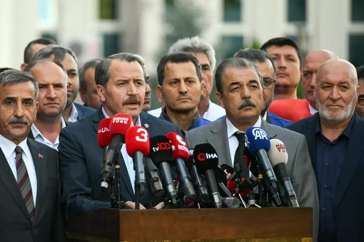 Memur-Sen'den hükümetin zam teklifine yanıt
