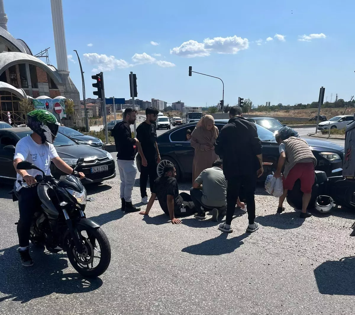 Tekirdağ'da Motosiklet Kazası: Sürücü Yaralandı
