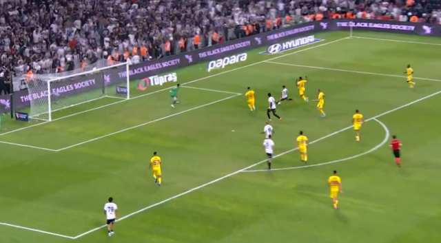 rafa silva dan besiktas a 3 puani getiren gol 18957025 732 m