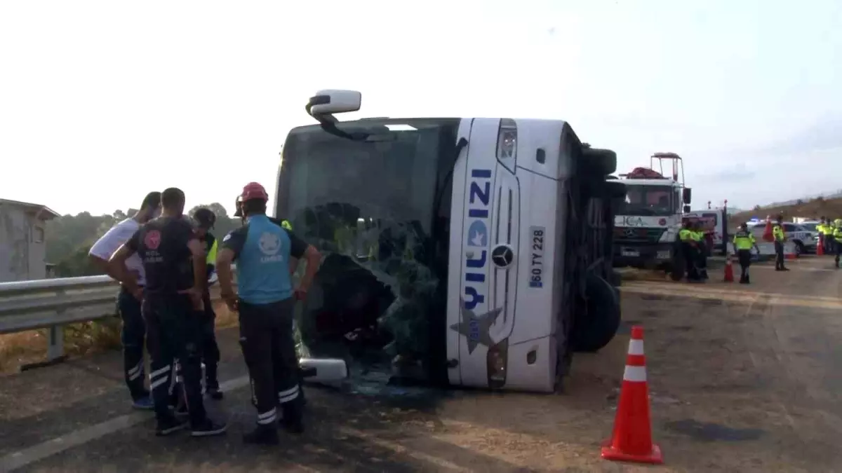 Sancaktepe'de Otobüs Kazası: 3 Ölü, 20 Yaralı