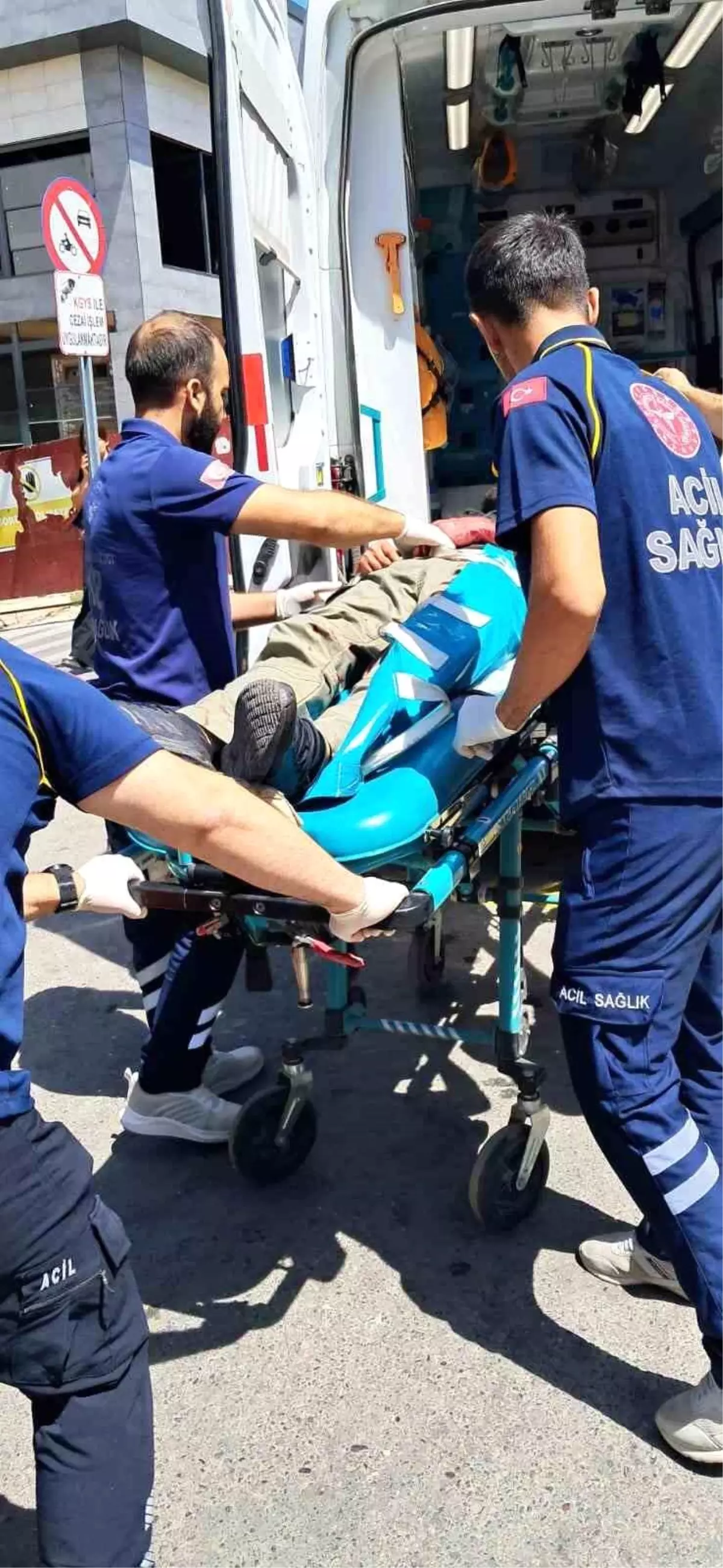 Siirt'te Bıçaklı Kavga: Bir Yaralı
