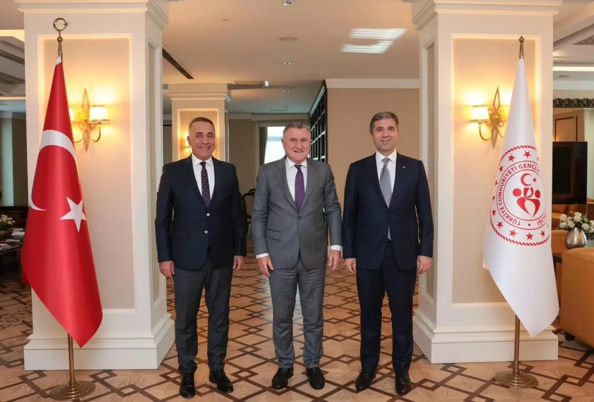 Sultangazi'ye Uluslararası Spor Salonu Projesi
