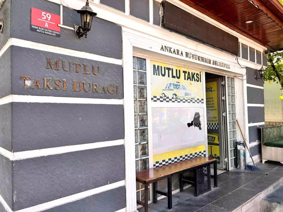Ankara'da Taksi Durağına Kılıçlı Saldırı: 1 Ağır Yaralı