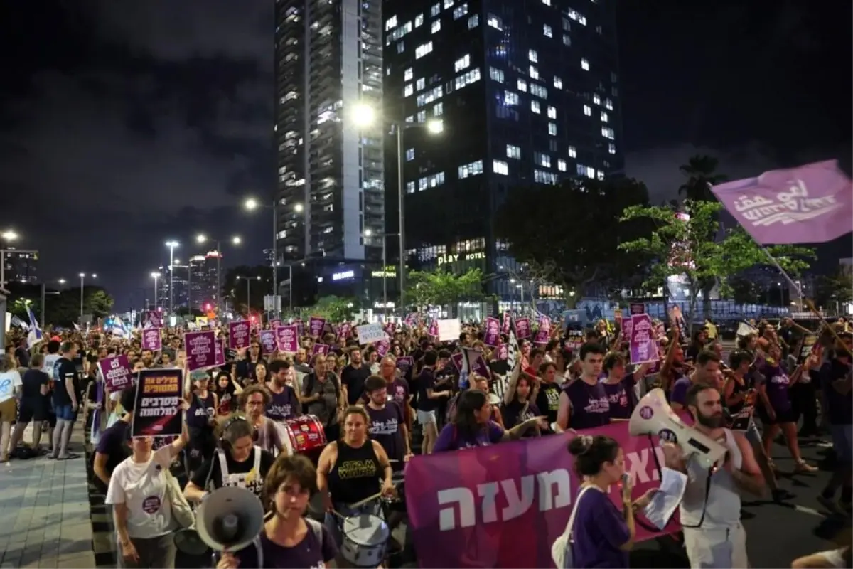 Tel Aviv'de Rehinelerin Serbest Bırakılması İçin Protesto Gösterisi