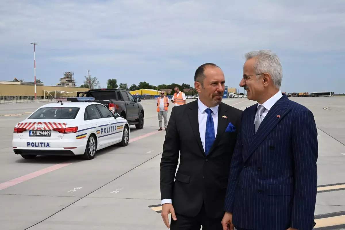 Ulaştırma Bakanı Uraloğlu, Romanya’da Resmi Temaslarda Bulundu