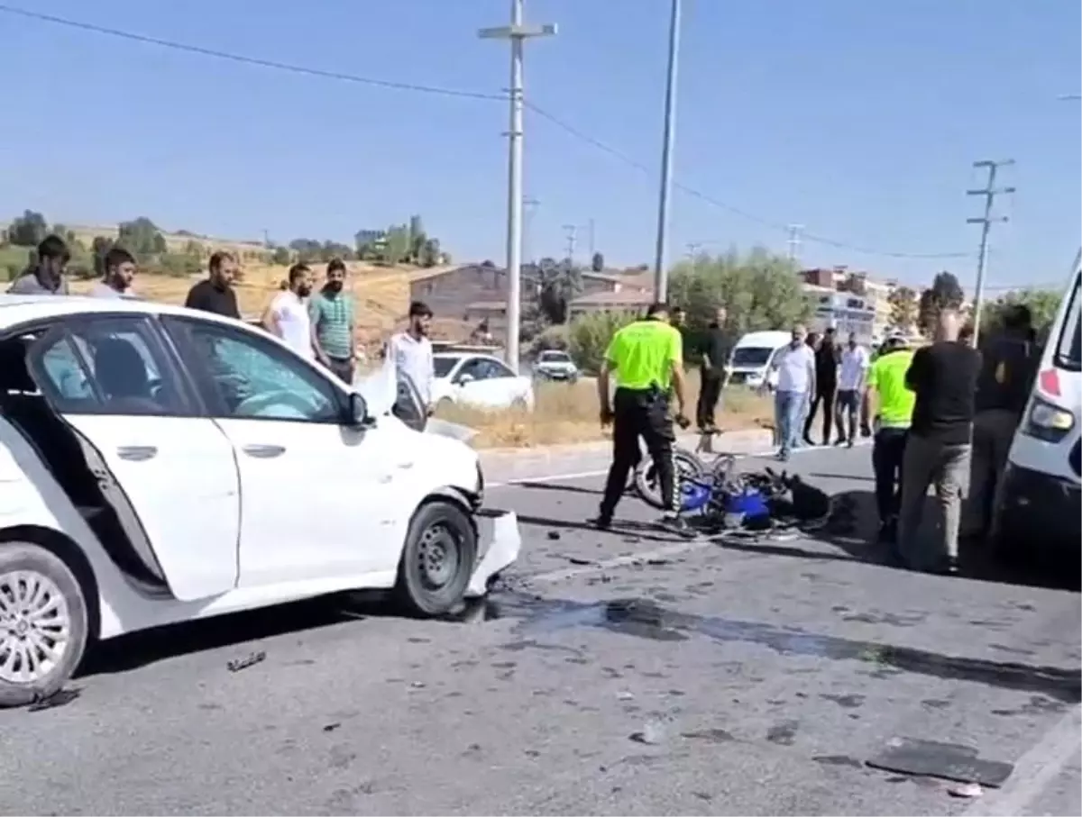 Bitlis'te Motosiklet Kazası: Baba ve Oğlu Hayatını Kaybetti