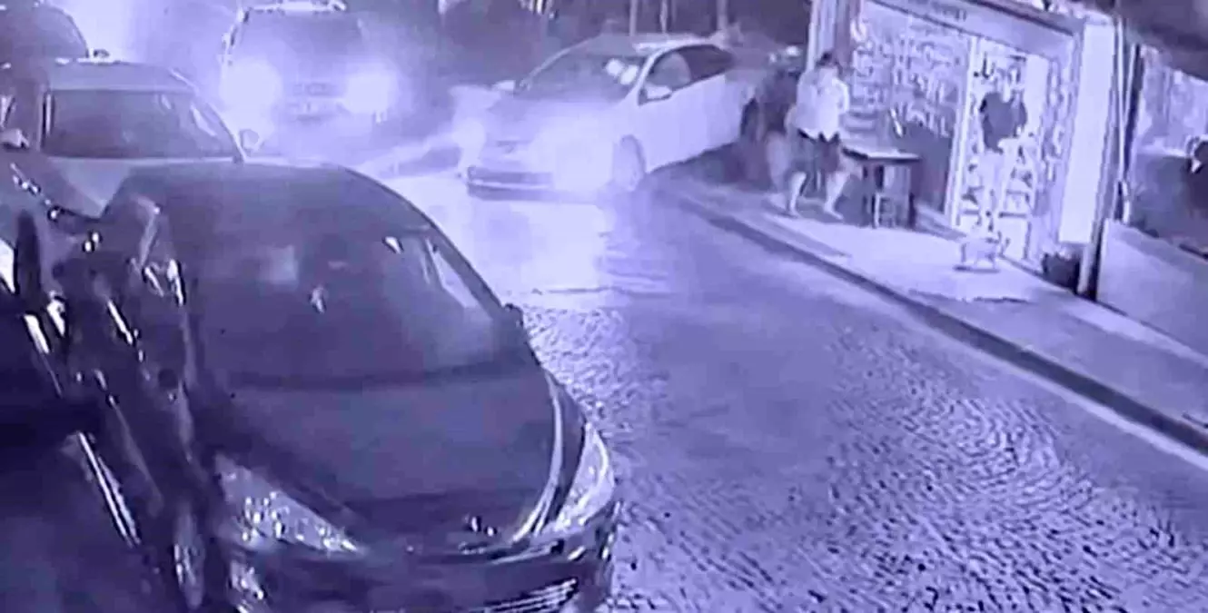 Bodrum'da Alkollü Sürücü Trafiği Kırdı Geçti