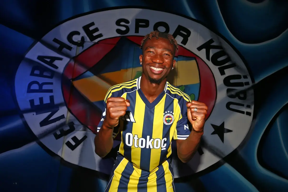Fenerbahçe, Dorgeles Nene ile 5 Yıllık Sözleşme İmzaladı