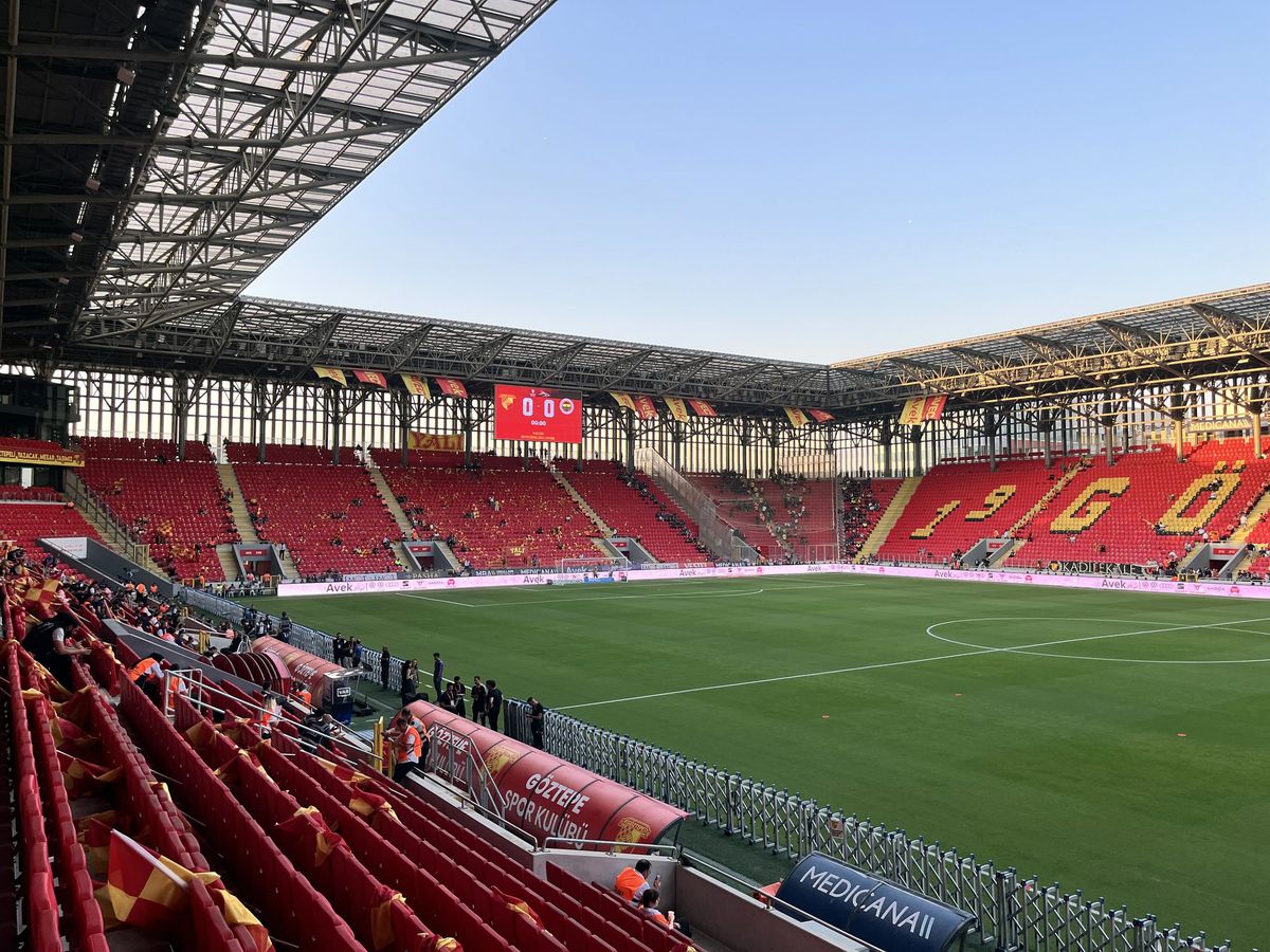 Göztepe'nin Gürsel Aksel Stadı Kapasitesi Artırıldı