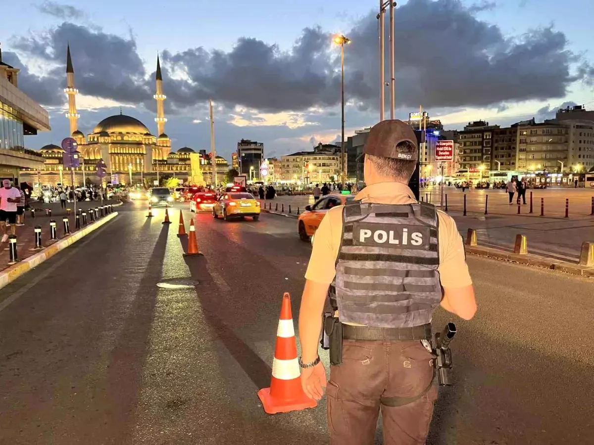 İstanbul'da 'Huzur İstanbul' Uygulaması Gerçekleştirildi