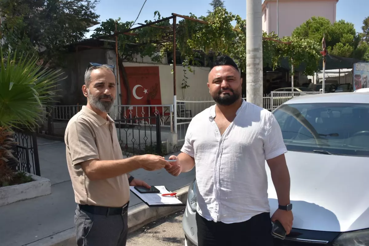 İzmir'de Yaz Sezonunda Araç Kiralama Yoğunluğu