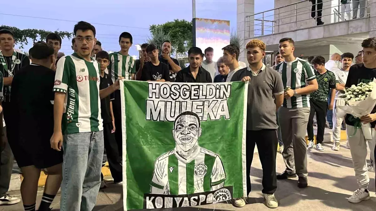 Konyaspor'un Yeni Transferi Jackson Muleka Konya'ya Geldi