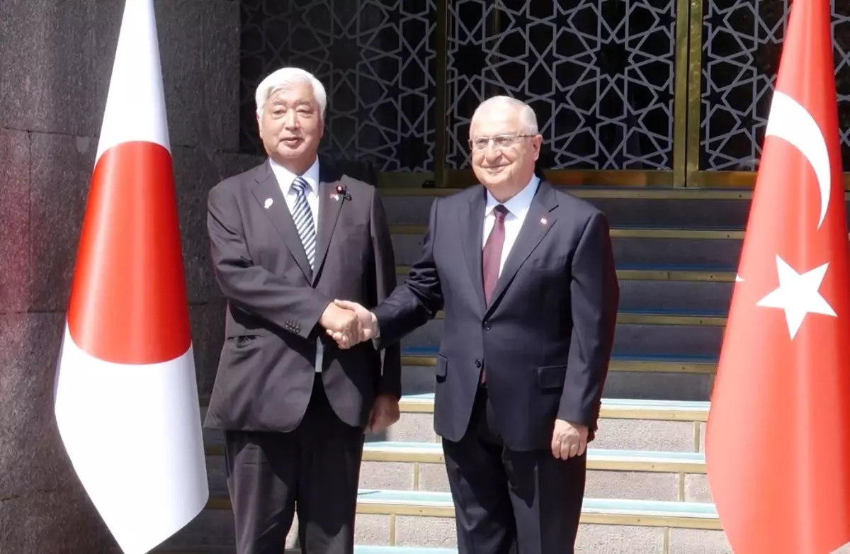 Milli Savunma Bakanı Yaşar Güler, Japonya Savunma Bakanı ile Görüştü