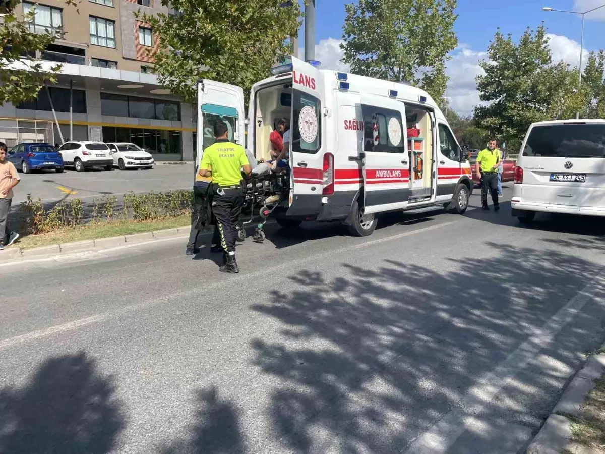 Tekirdağ'da Motosiklet ve Otomobil Çarpıştı: Bir Yaralı