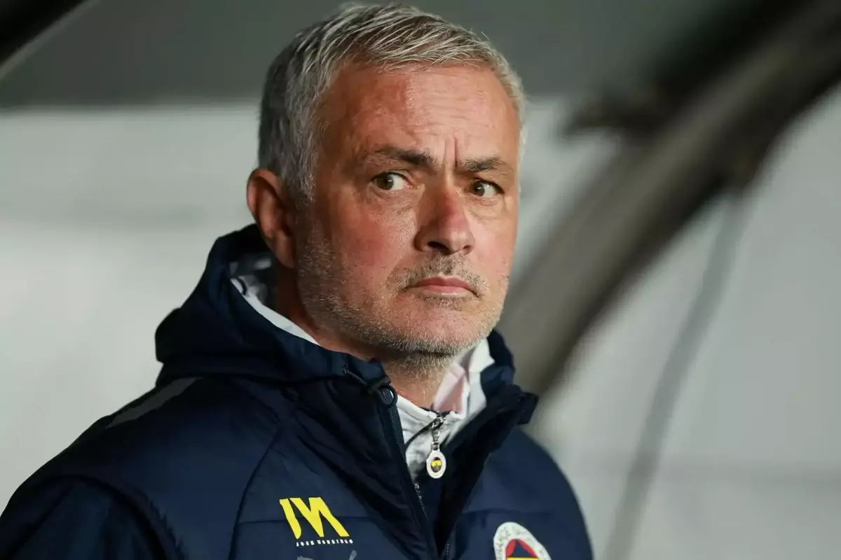 Mourinho yine Fener'i küçümsedi! Benfica maçı öncesi olay sözler