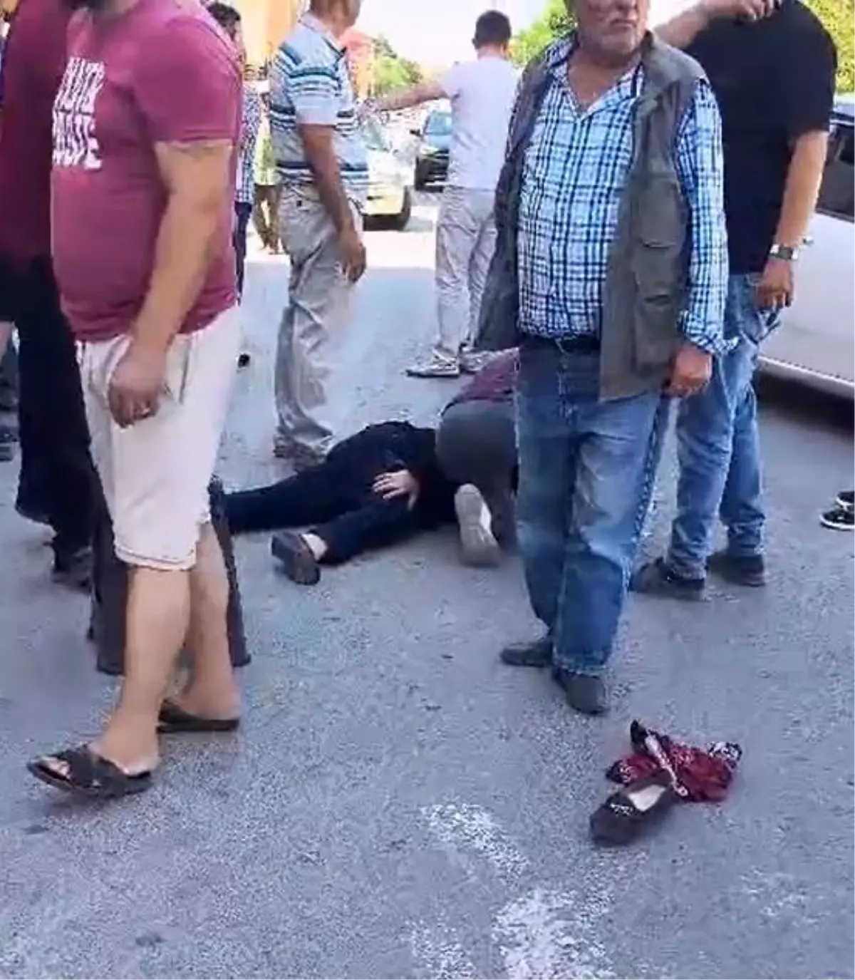 Kayseri'de Otomobilin Çarptığı Kadın Yaralandı