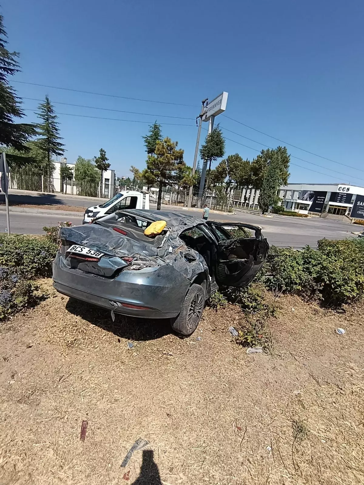 Eskişehir'de Şarampole Yuvarlanan Otomobilde 9 Yaşındaki Çocuk Hayatını Kaybetti