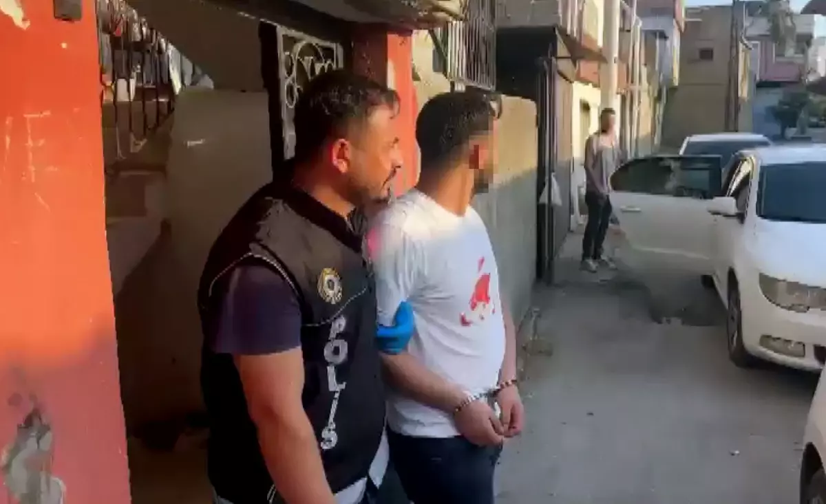Adana'da Uyuşturucu Satışı Yapıldığı Belirlenen Şahıs Tutuklandı