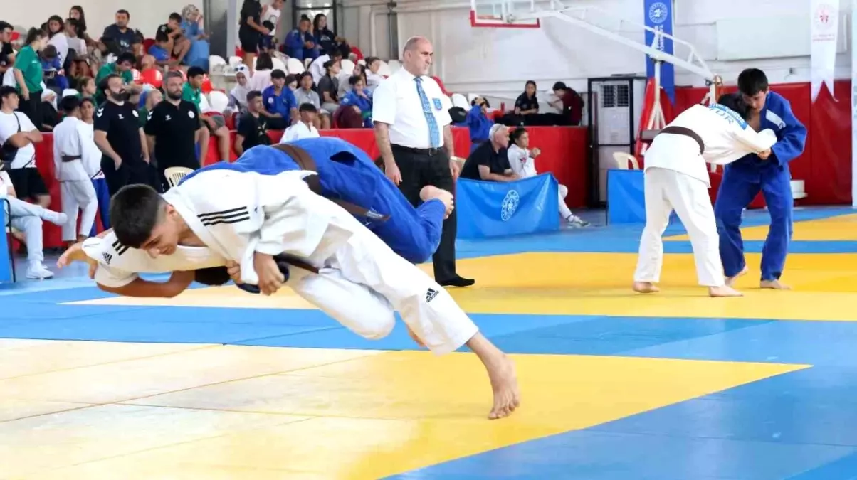 Aydın'da Anadolu Yıldızlar Ligi Judo Türkiye Şampiyonası Tamamlandı