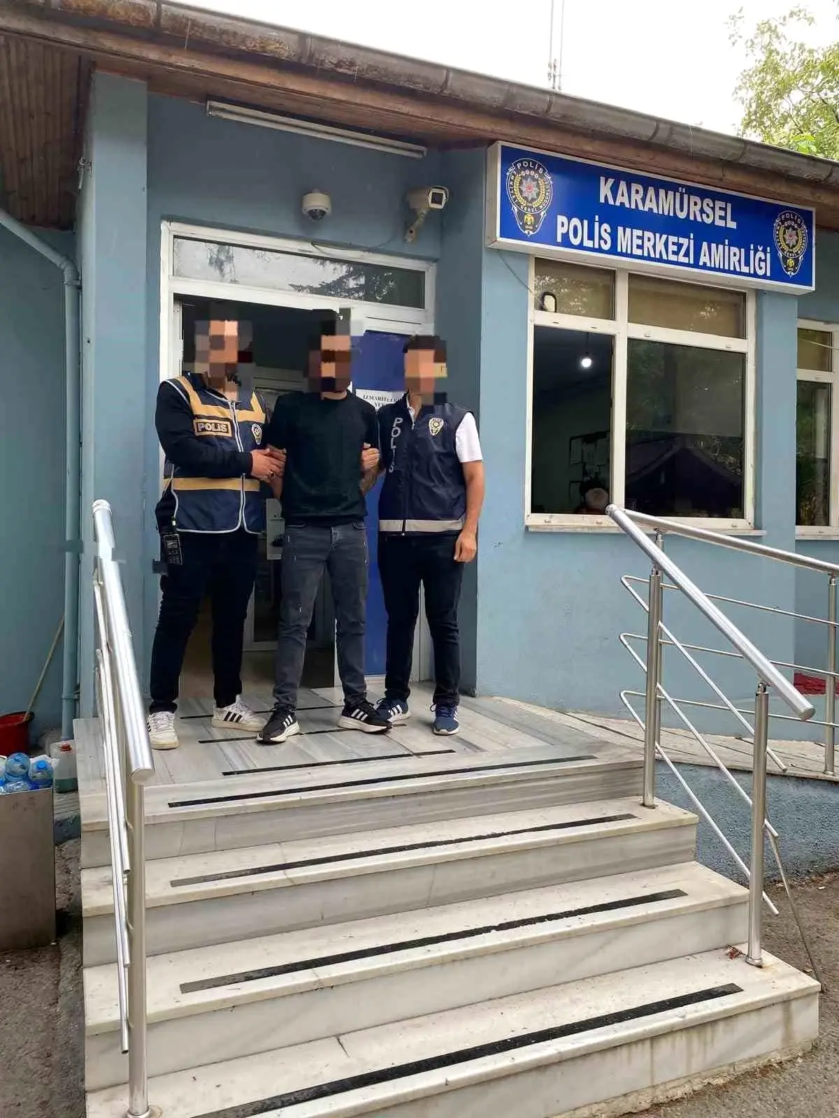 Karamürsel'de 62 Yıl Cezası Olan Zanlı Operasyonla Yakalandı