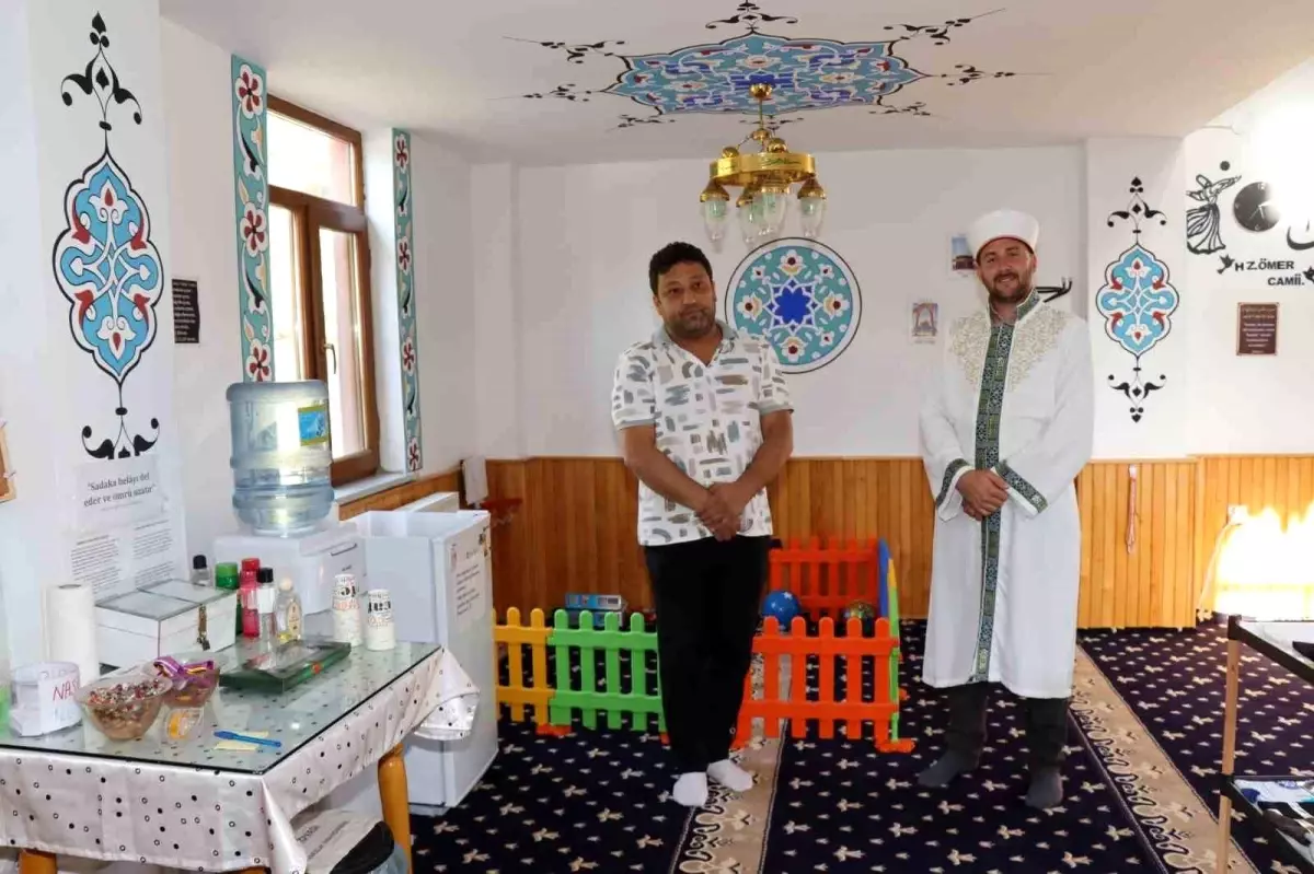 Ömer Camii Yolcuların Uğrak Yeri Oldu