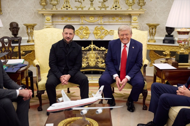 zelenski den trump a tesekkur yagmuru 1 dakika 18962605 9120 m
