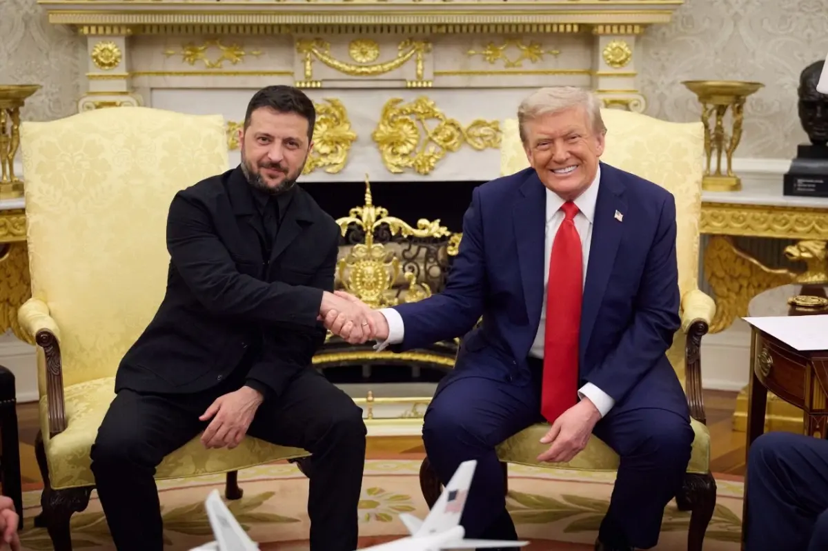 Zelenskiy, Putin ile İkili Müzakereye Hazır Olduğunu Bildirdi