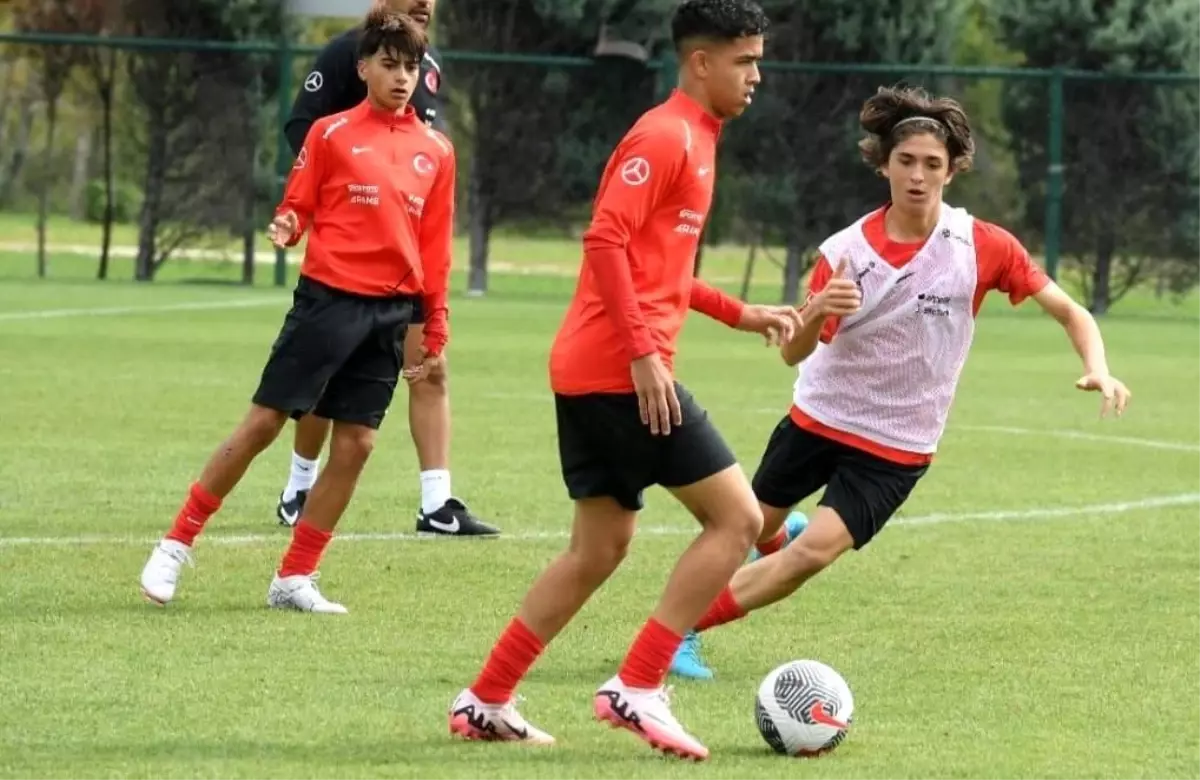 Kayserispor'un Aras Çelik'i U16 Milli Takım'a Davet Edildi