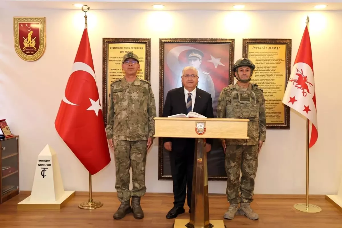 Milli Savunma Bakanı Yaşar Güler Şırnak'ta İncelemelerde Bulundu