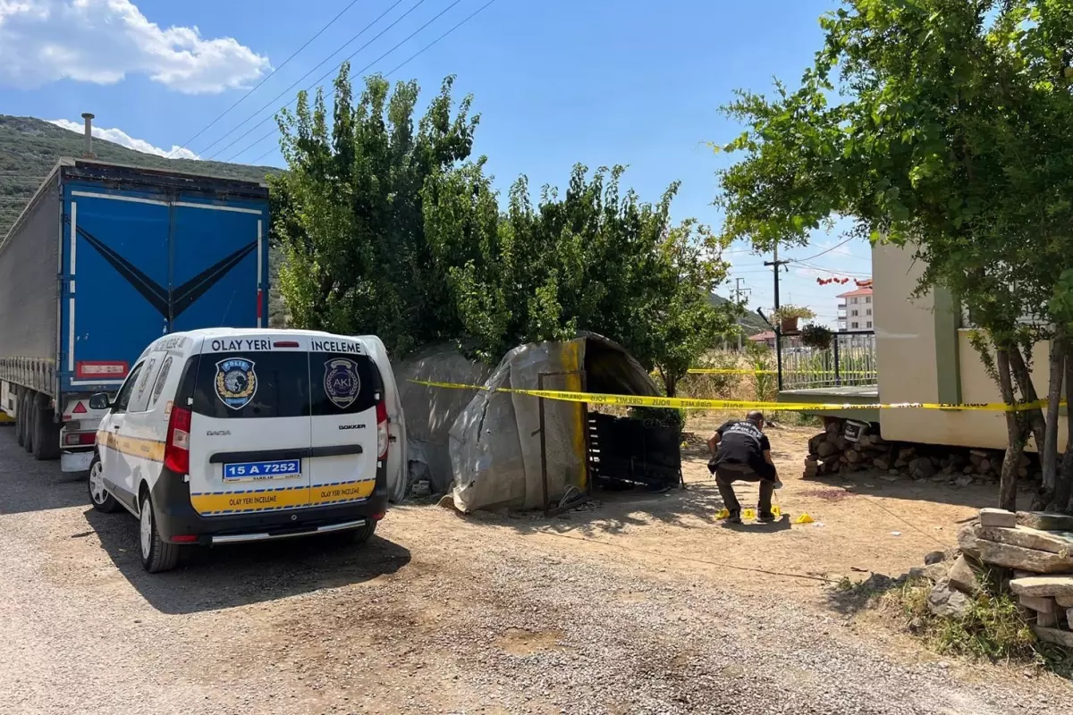 Evinin önüne TIR park eden damadını tüfekle vurarak öldürdü