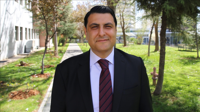 chp den ak parti ye gecen baskan 18964782 8289 m