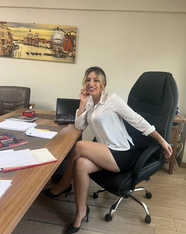 fidan ogretmen artik cesur kiyafetleriyle ders 18965547 3187 m