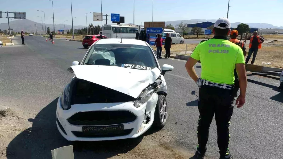 Malatya'da Trafik Kazası: 2 Yaralı