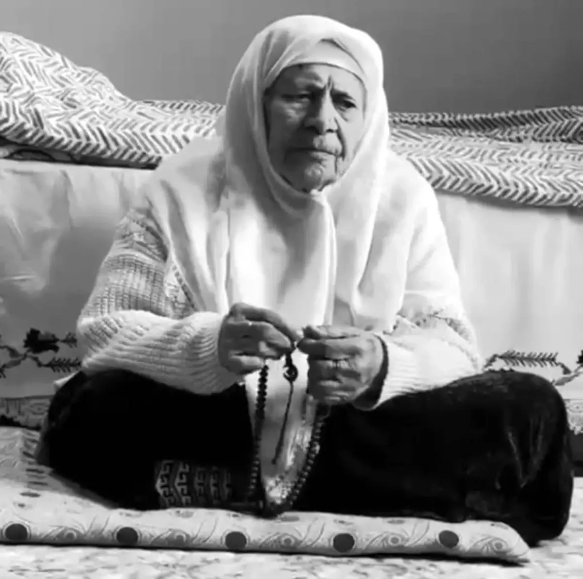 115 Yaşındaki Asırlık Çınar Fatma Tekin Hayatını Kaybetti