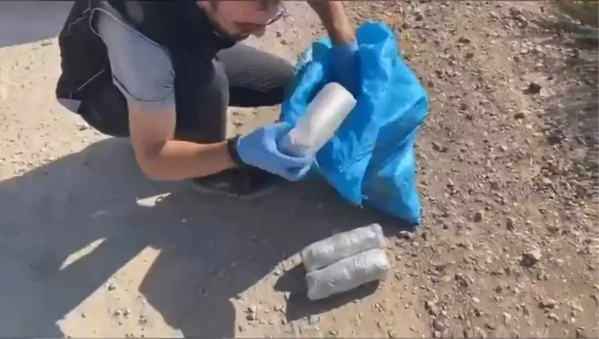 Reyhanlı'da Motosikletten 6 Kilogram Esrar Ele Geçirildi