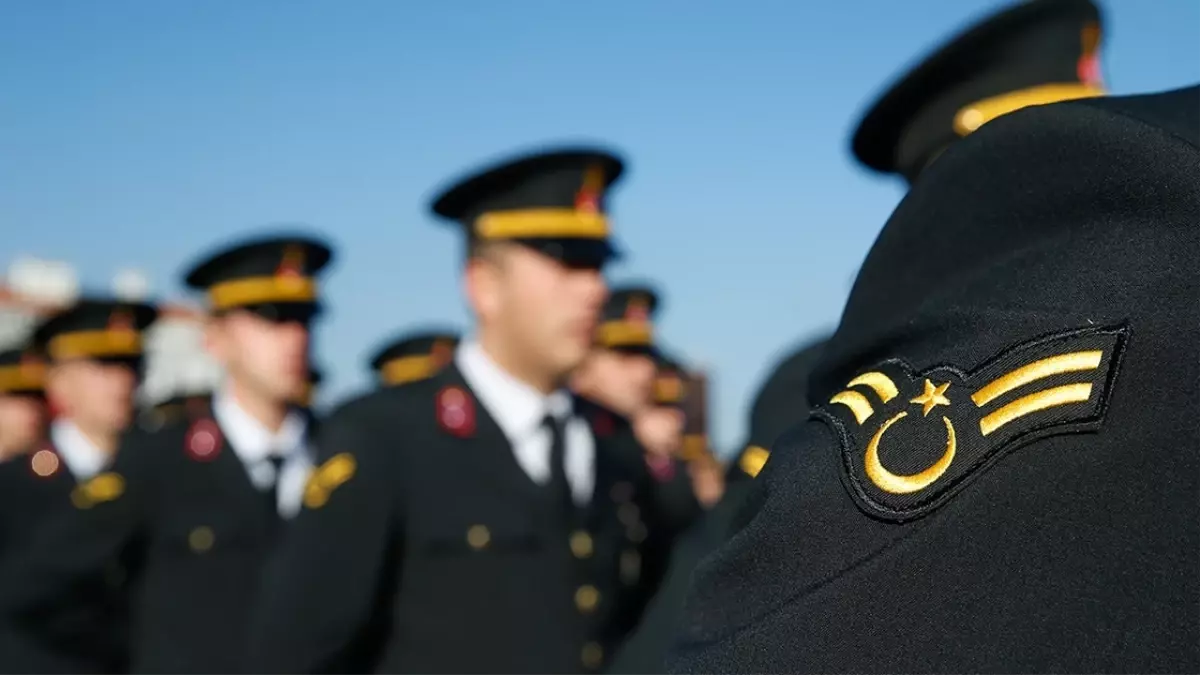 JANDARMA UZMAN ERBAŞ BAŞVURU EKRANI! Jandarma 8 bin uzman erbaş alımı ne zaman, başvuru nasıl yapılır?