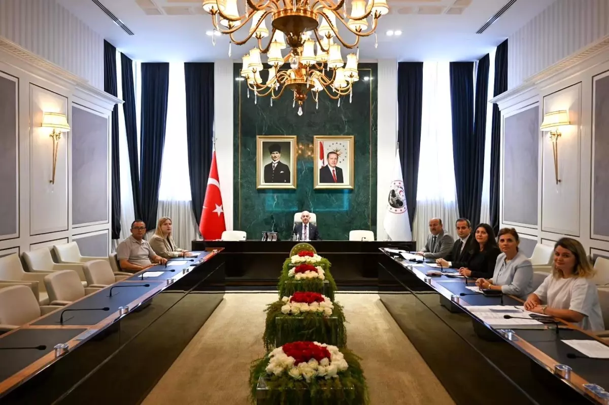 Kırklareli İl Encümeni Toplantısı Gerçekleşti